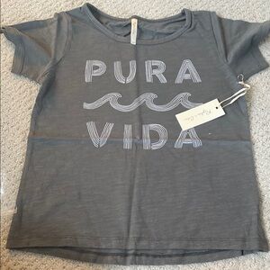 NWT Rylee + Cru Pura Vida Kids Grey T-Shirt, size 6-7